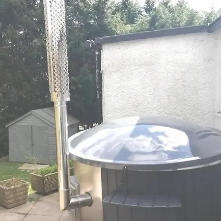 Lake District Cottage, Good Access, Dogs, Hot Tub Σπίτι διακοπών